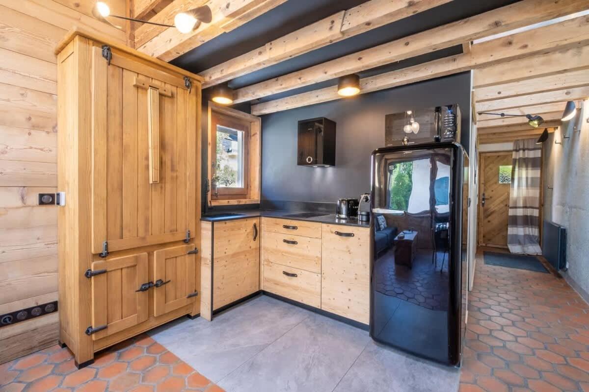 Chalet Racar Pour 4 Personnes, Centre Ville Et Vue Sur La Montagne Chamonix Mont Blanc Exterior foto